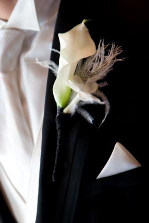 Evantine Design Blog on White  Boutonnieres For Today   S Weddings   Evantine Design Blog